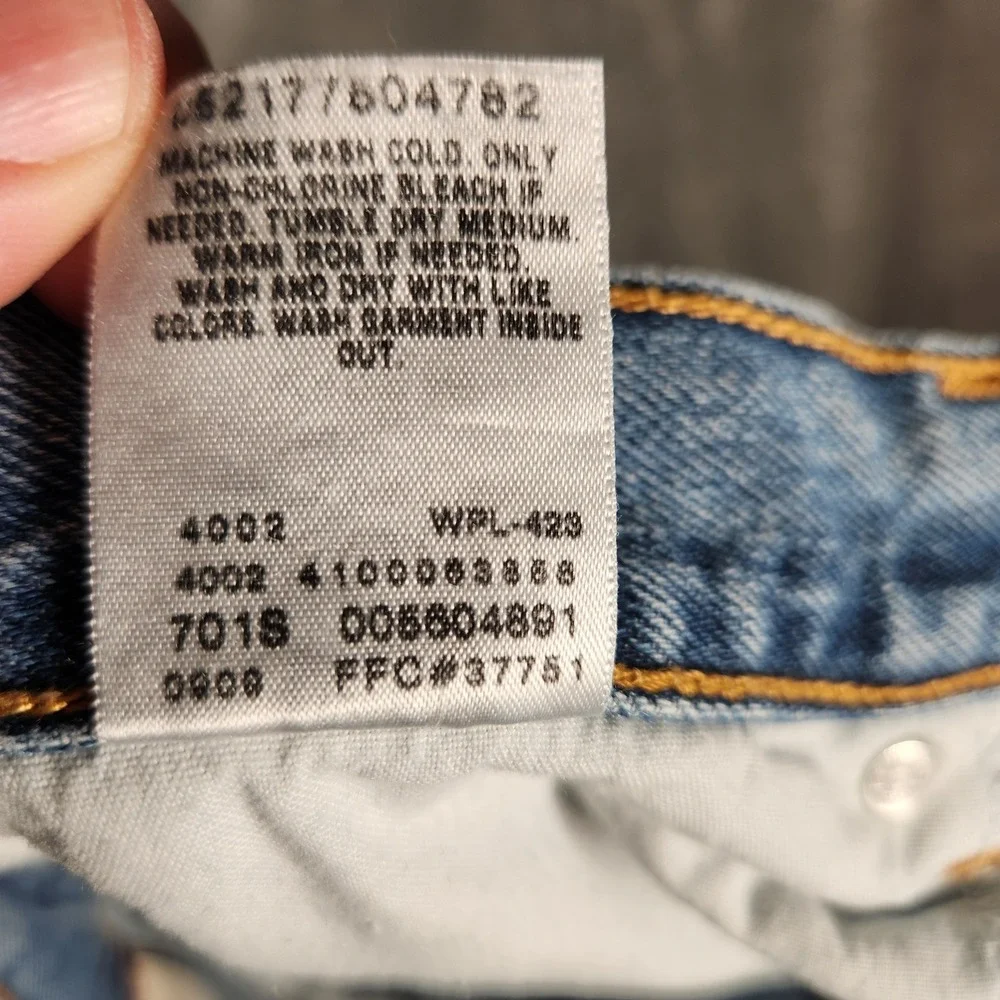 Levi's 560 Jeans Men's 38X30‎ Blue Comfort Fit Light Wash Denim Pants